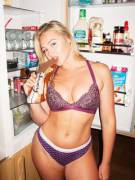 Iskra grabbing a snack