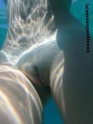 Puffy pussy underwater ♥