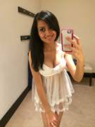 She needs your opinion in the changing room (Album in comments)