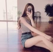 She looks so small and delicate ✿