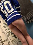 Hockey playoff Underbun > playoff beard.