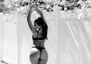 Black & white booty