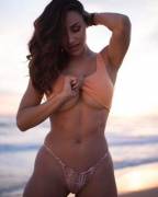 Ana Cherí (x-post /r/InternetStars)