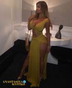 Russian Beauty: Anastasia Kvitko (Instagram & Facebook in Comments)