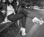 I know y'all into barefeet, but i like those heels. ☺