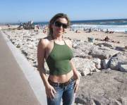 Beautiful glasses. Impressive stile ...