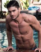 When guys look even sexier wet