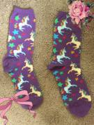 Look at my new sockies!!