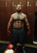 Found out the gym at work has a heavy bag. Lunchtime Boxing is my new favorite thing.