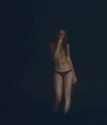 Brie Larson hairbra in 