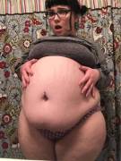 Celebrated my new belly button piercing by stuffing myself w cookies :)