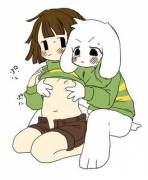 Asriel touching Chara's tiddy!