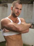 Chris Bines @BinesXxx