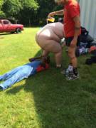 that is some weird bbw-interracial shit (x-post /r/trashy)