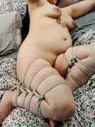 Some easy rope play - 26 weeks pregnant