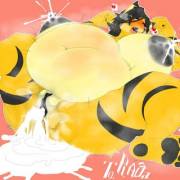 She is absolutely filled to the brim (F) [opqhlak]