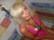 Embarrassed blonde (bonus upskirt)