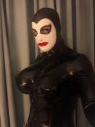 Hotels and bib boobs.