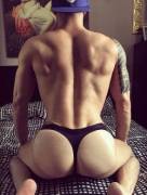 View from behind (X-Post /r/thicchaps)