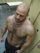 Looking down (X-Post /r/insanelyhairymen)