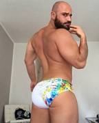 Roberto Caccamo is HUGE