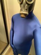 26/M - Zentai suit + mask :3