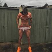 Showing Off (X-Post /r/menslegs)