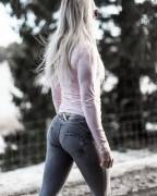 Pink & WRup pants, great match