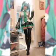 Swimsuit Succubus as Hatsune Miku