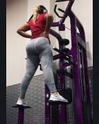 Dimples through her leggings.