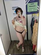 Sneak a peek o(f) this geek you seek