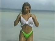 '90's fitness babe Stacey Lynn