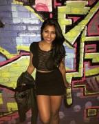 Can maintain eye contact?