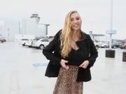Kendra Sunderland [gif]