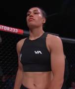 Janay Harding wardrobe malfunction at Bellator 233