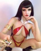 TWINE - Vampirella