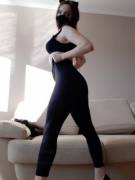 pull on leggings and get horny [f]