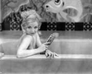 Alice White, one of the original Hollywood bombshells in Sweethearts On Parade (1931)