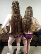 Met with some redditors and got our freak on, here's a shot of the lovely ladies together