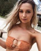 The perfect cleavage top