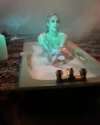 Caroline Flack nipslip