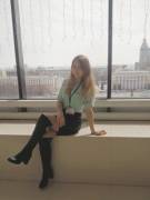 I want a tour guide like this !