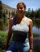 Amicable meeting at the lake