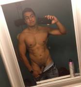 Working out for a thing that will require nudity, how's my progress?