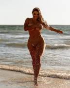 Hotness on another level...