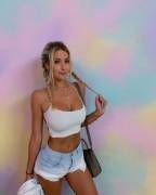 I want to pull her pigtails