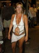 Toga party - no toga! What to do?