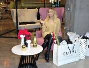 Sarah Michelle Gellar wearing thigh boots