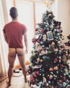 Hope everyone is having a peachy Christmas ;)