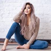 Sabrina (@histrionicbarbiedoll)